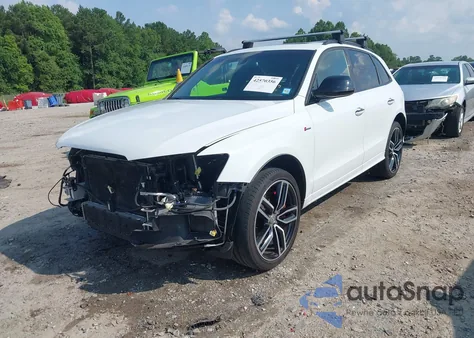 2017 Audi Sq5 3.0T Premium Plus z USA, uszkodzony, nr VIN WA1CCAFP1HA076275